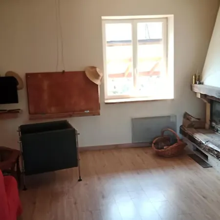 Casa De L'aberg' Apartment *