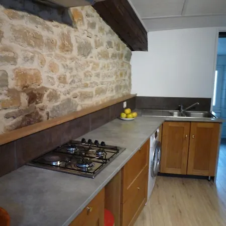Appartamento Casa De L'aberg' *
